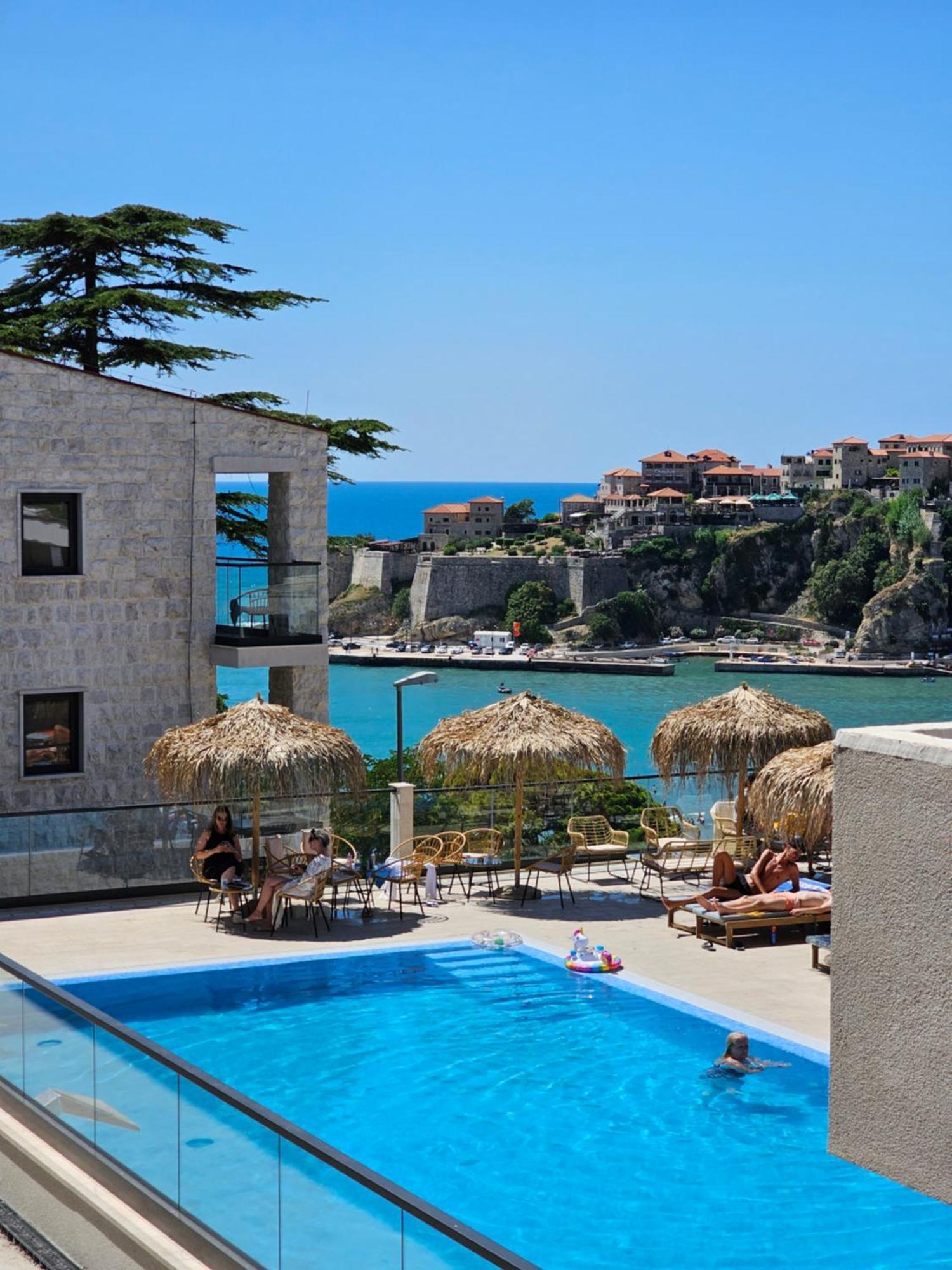 The New Hotel Mediteran - Villa Edition Ulcinj Eksteriør billede